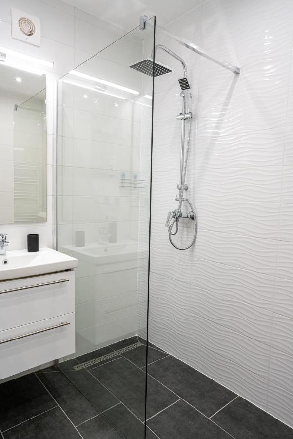 Var Apartman Eger Bagian luar foto